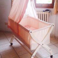 Culla in legno laccata bianca
