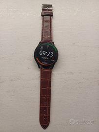 Smartwatch con quadrante tondo in vari colori