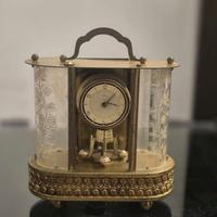 Orologio da tavolo vintage in ottone e vetro incis