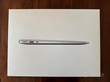 MacBook Air 13 pollici, 2017 da 1 Tera e Mem. 8 GB