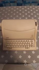 Macchina da scrivere Olivetti linea 101