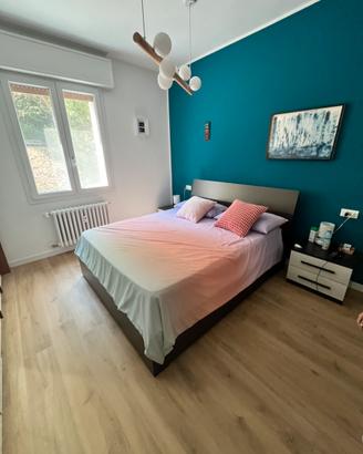Letto matrimoniale piu comodini