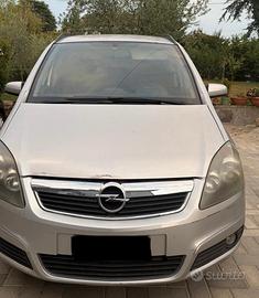 Opel Zafira Enjoy 1.9 CDTI