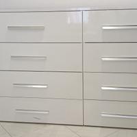 Cassettiera bianca moderna 8 cassetti – 150x100 cm