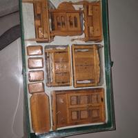 Mobili casa delle bambole