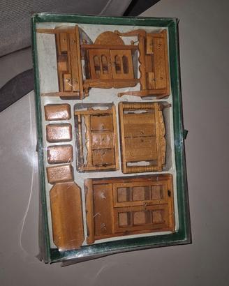 Mobili casa delle bambole