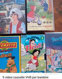5 videocassette VHS per bambini 