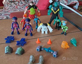 Ben 10 Action Figures Lot