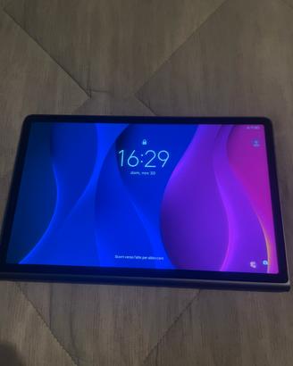 Tablet lenovo tab plus