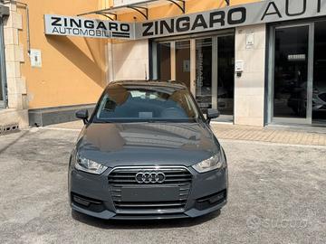 AUDI A1 SPB BI-COLORE 1.4 TDI 90 CV. METAL PLUS PE