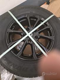 Gomme e cerchi 215/70/16 NUOVI