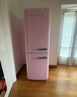 Frigorifero rosa Smeg