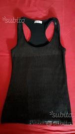 Canotta nera con paillettes