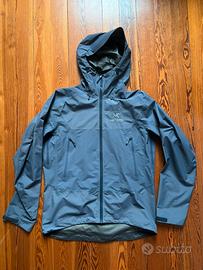 Guscio e midlayer Arc’teryx