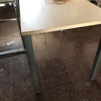tavoli, sedie, arredi