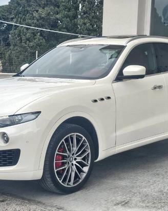 Maserati Levante 3.0 V6 250cv auto