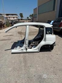 Ricambi Fiat Panda 2016 scocca lato sinistro