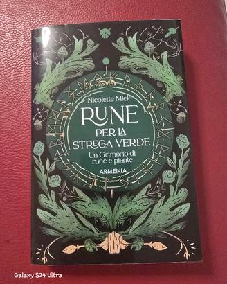
RUNE PER LA STREGA VERDE