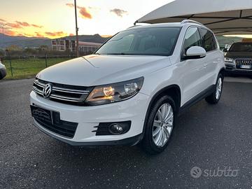 Volkswagen Tiguan 2.0 TDI 110 CV Sport & Style Blu