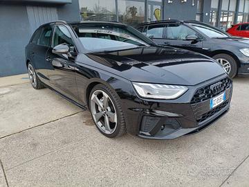 Audi A4 Avant 40 2.0 tdi S line edition quattro 19