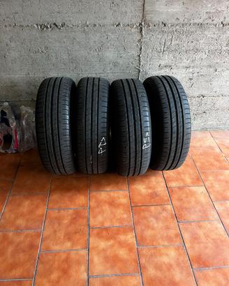 GOMME  AUTO