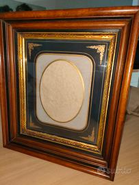 cornice in legno vittoriana