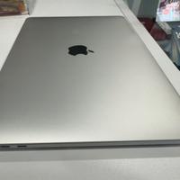 Macbook pro i5 RAM:32gb  SSD:500gb 12 mesi di gara