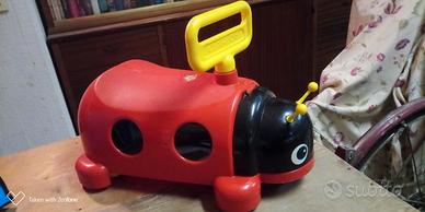 coccinella giocattolo