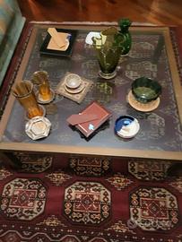 Tavolo con base in ottone