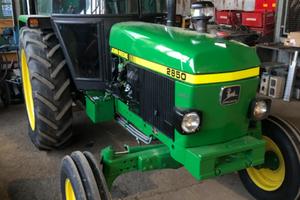John Deere 2850