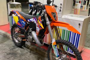 Ktm exc 125 six days