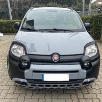 FIAT PANDA 1.0 HYBRID CITY CROSS UNIPROP