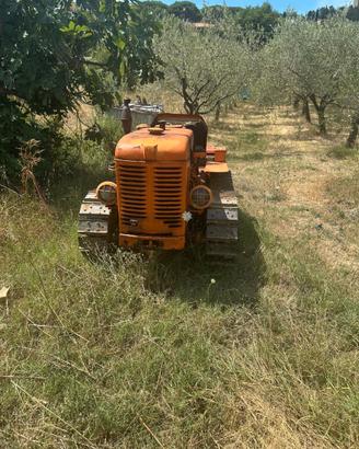 Trattore fiat 25 c 27 cavalli