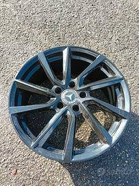 Cerchi in lega 5 fori da 18''