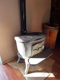Stufa a legna due piastre