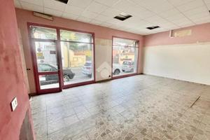 NEGOZIO A GRUGLIASCO