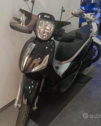 Piaggio Beverly 300 i.e. Led