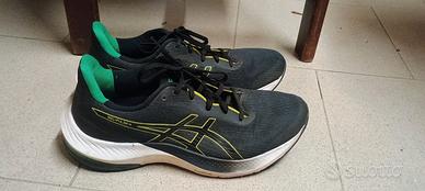 scarpe Asics per corsa 