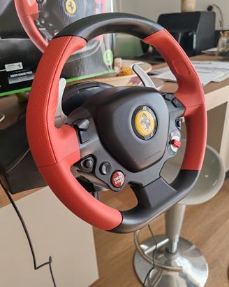 Volante Thrustmaster Ferrari 458 Spider per Xbox 