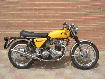 Norton Commando Roadster