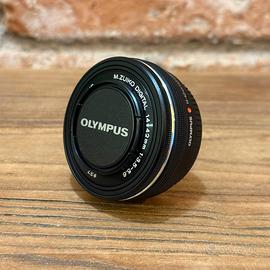 Olympus M.Zuiko Digital 14-42mm f/3.5-5.6 EZ