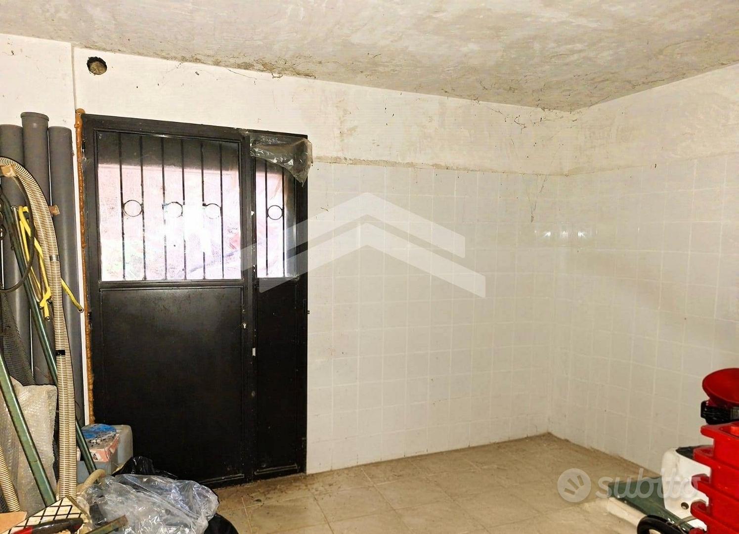 Fabbricato e terreno con vista Lago - Vista 3