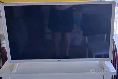 LG TV LED 32" Full HD Smart TV Active HDR
