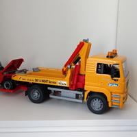 Carroatrezzi bruder 02750 con jeep