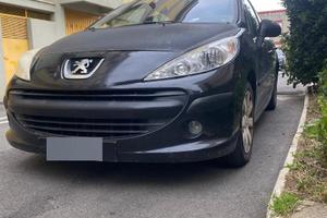 Auto peugeot 207 nera , manuale 163 mila km