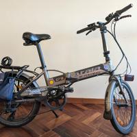 Bicicletta elettrica pieghevole