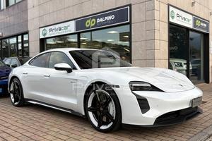 PORSCHE Taycan 4S Performance