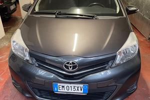 Toyota Yaris 1.0 5 porte Active