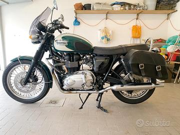 Triumph Bonneville - 2010