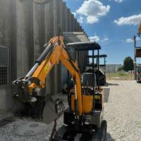 Mini Escavatore 10 q.li HIGHTOP HT10